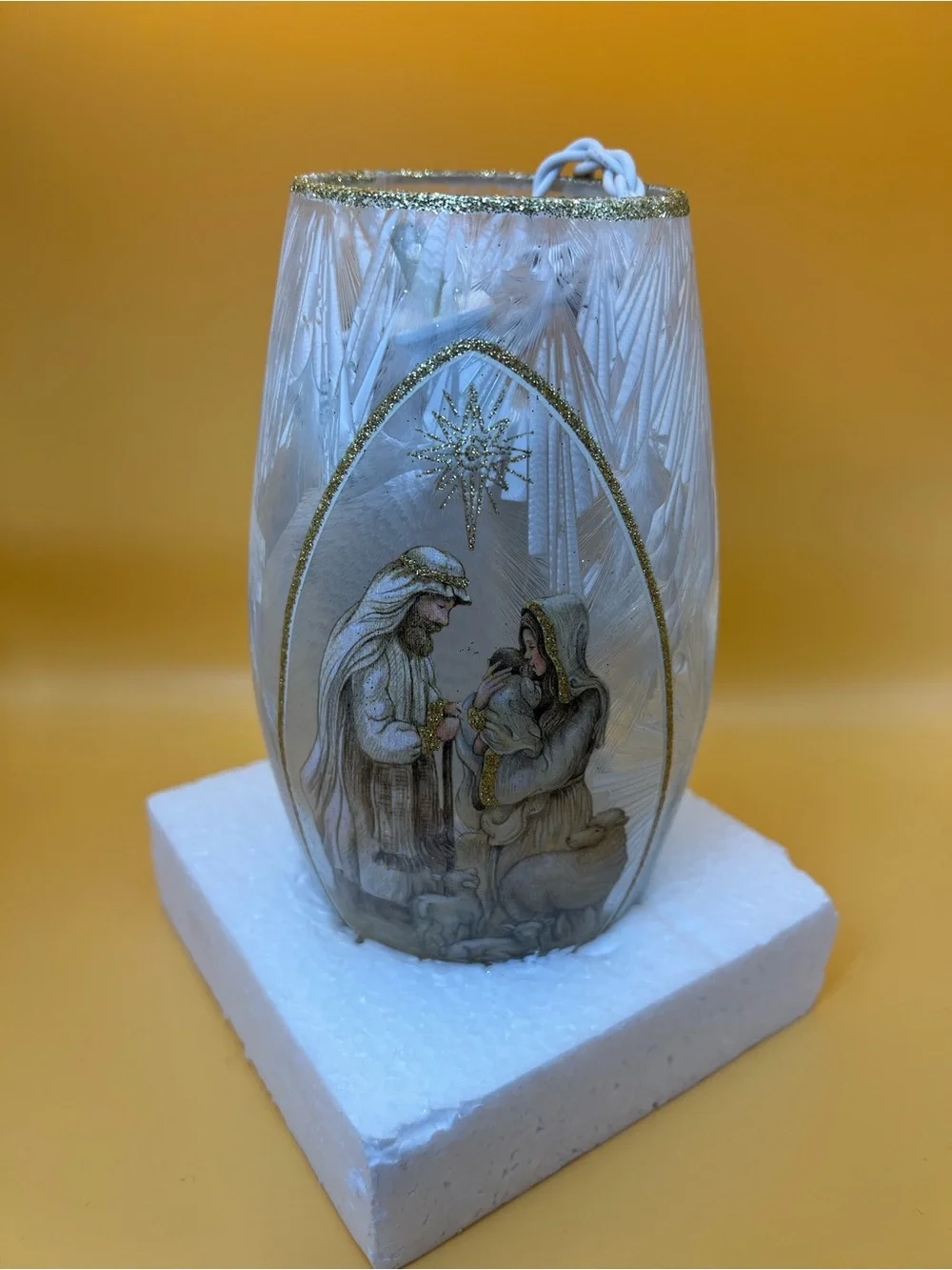 Cracker Barrel Nativity Accent Light PreLit Frosted Glass Cylinder Open Box